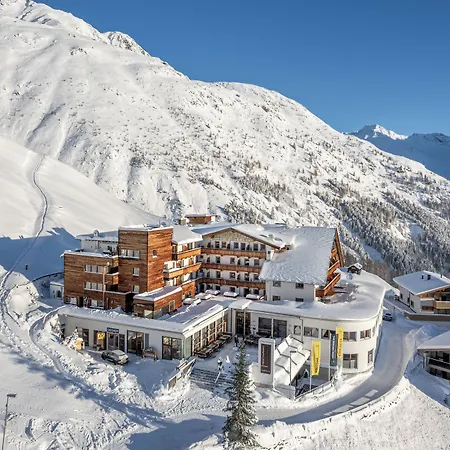 Отель Hochsoelden Зёльден